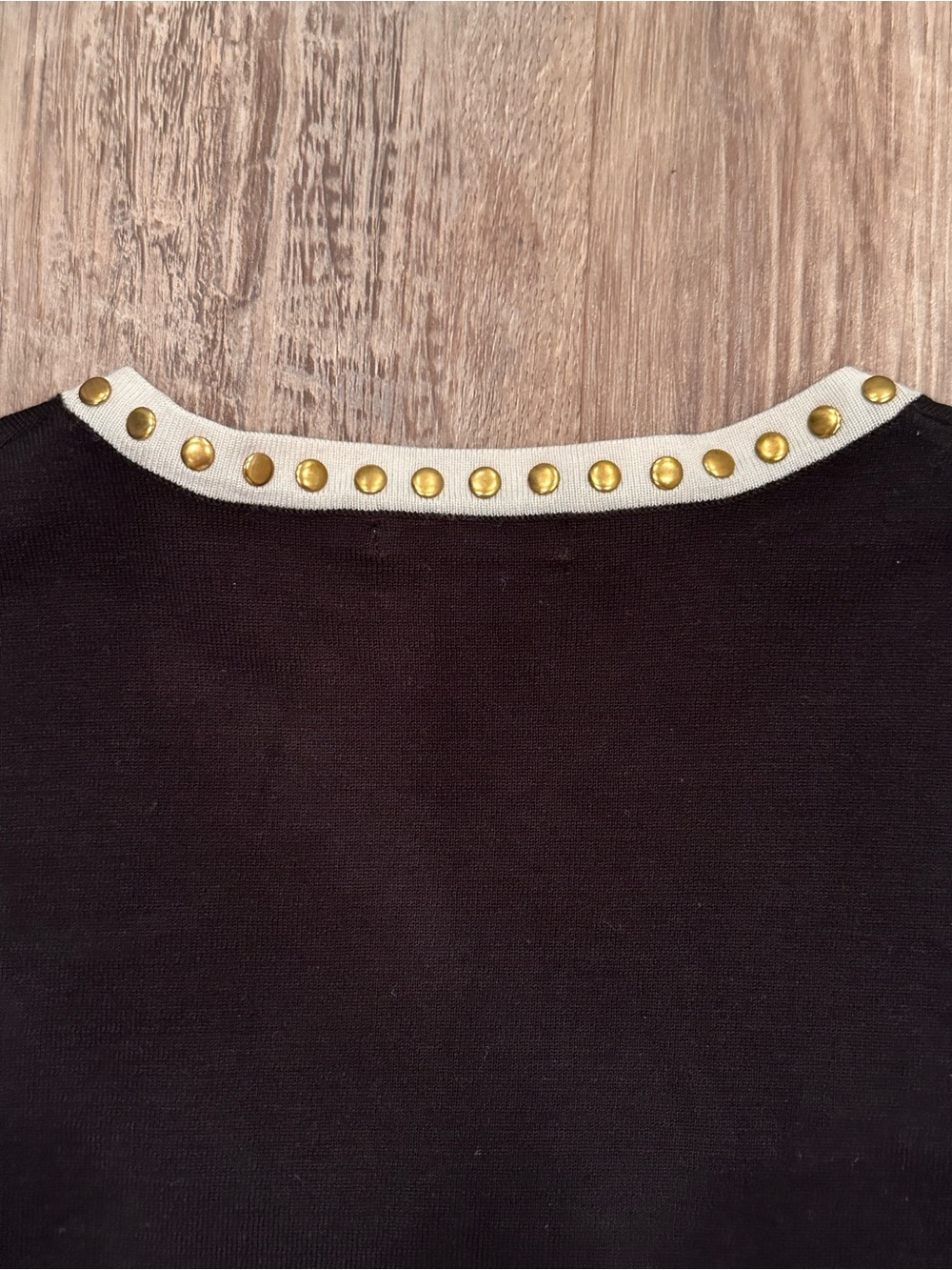 Belldini Black Sleeveless Tank White Trim Gold Studs Stretchy Statement Top S XL - Picture 10 of 10